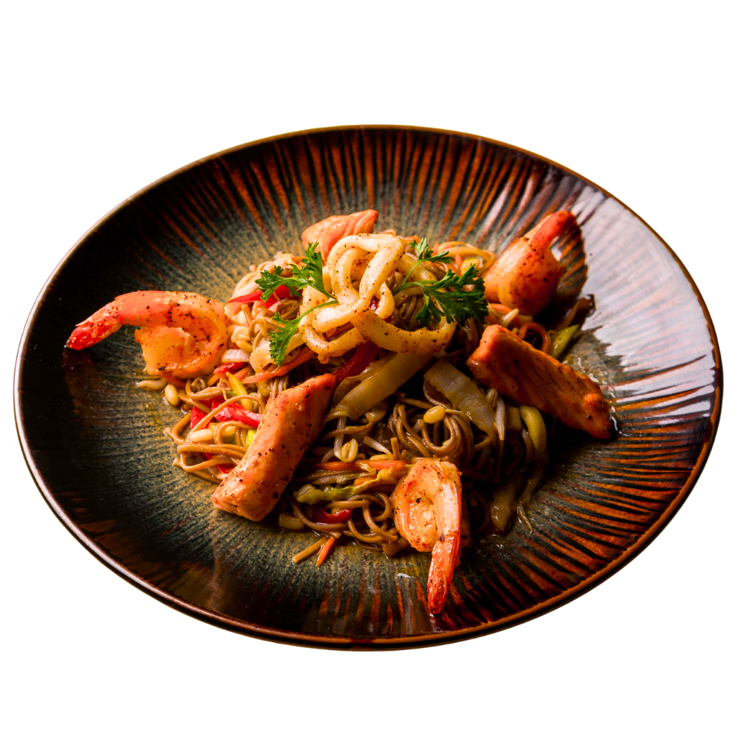 Гречневая лапша с морепродуктами