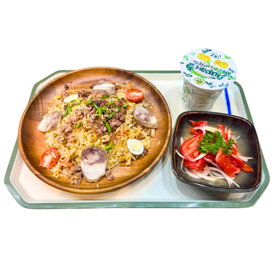 Казы плов (айран+салат) 马肉肠抓饭套餐