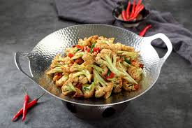 Сухой вок с цветной капустой 干锅花菜