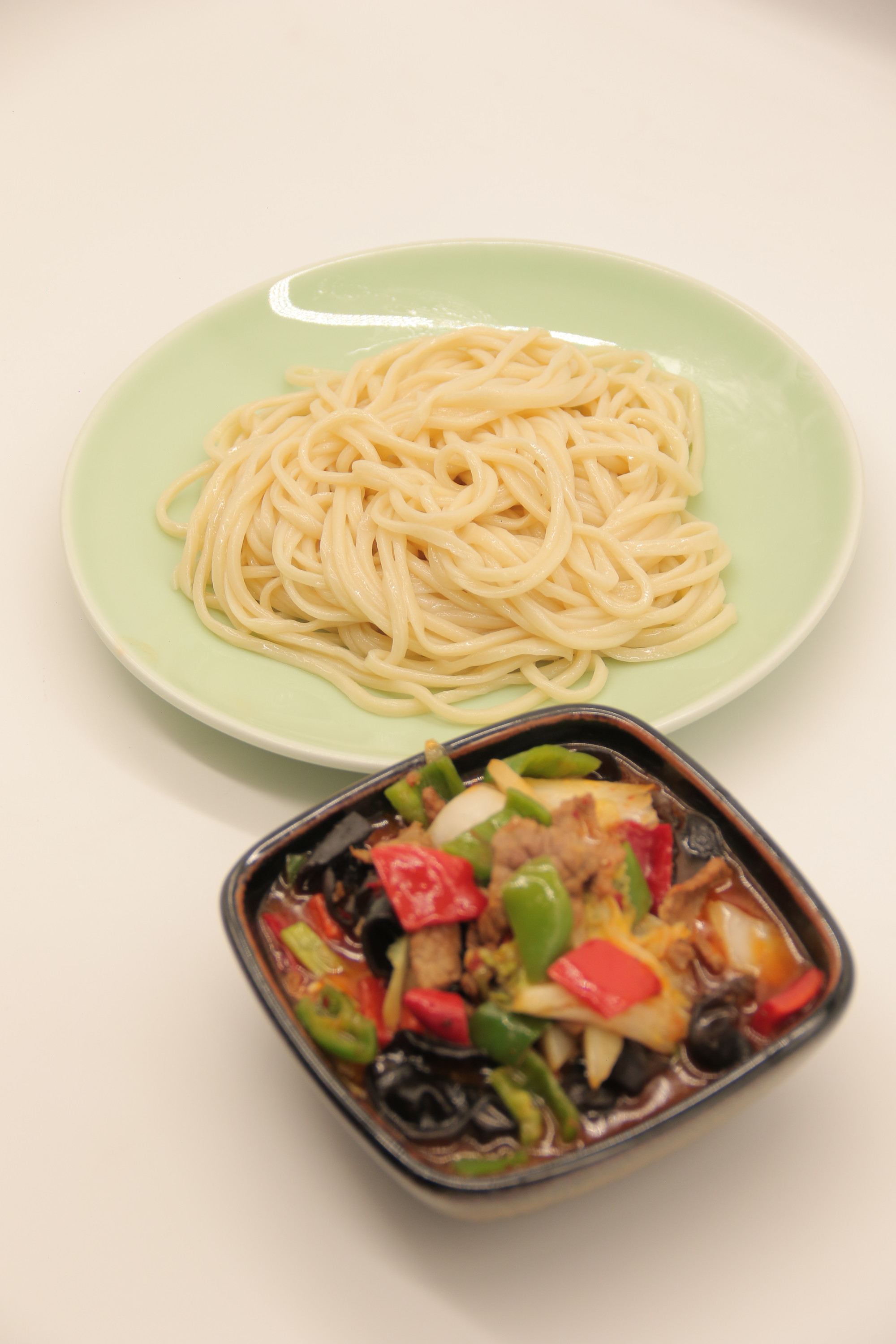 Гуйру Лагман过油肉拌面